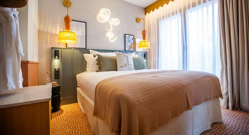 Bloom House Hotel *
