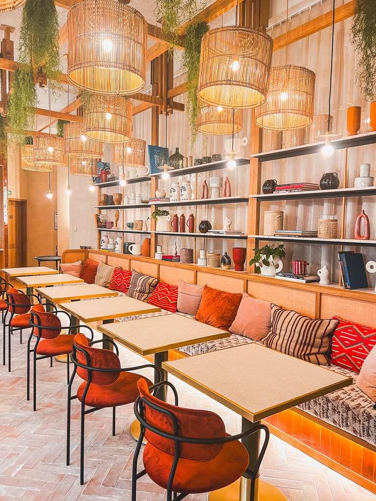 Bloom House Hotel